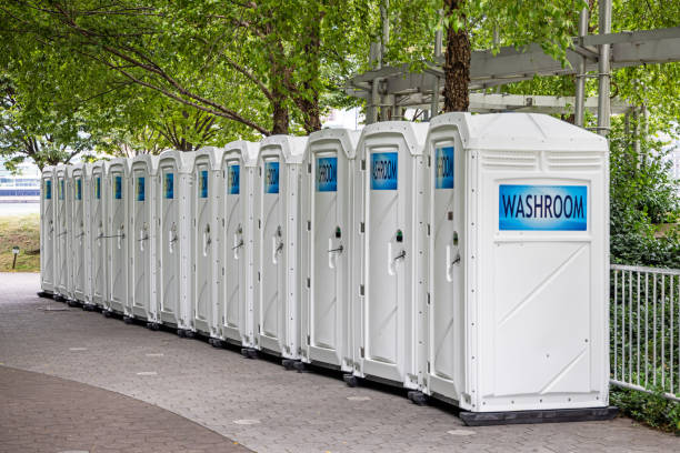 Best Portable restroom solutions  in Pine Level, NC